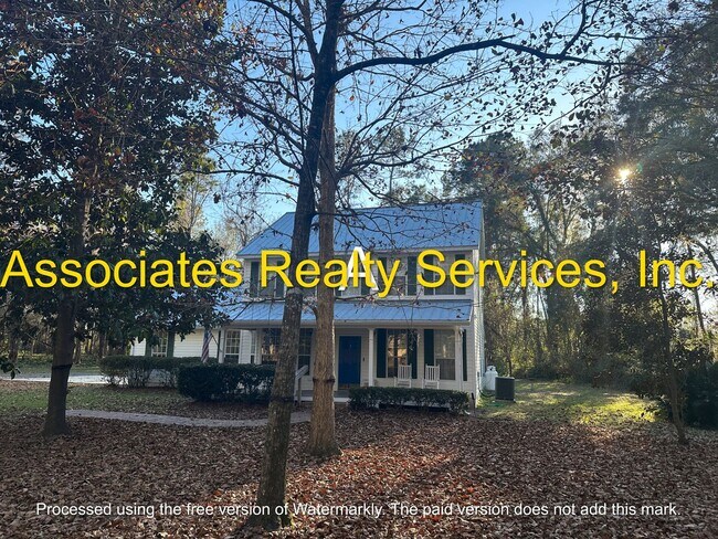 Building Photo - Private and Gated property-Scenic Millhopp...