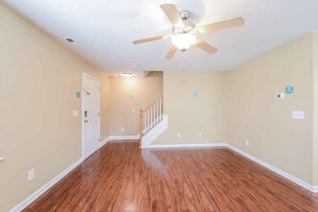 Foto del edificio - 3384 Tinley Park Dr