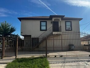 Building Photo - 3612 Santa Cleotilde Ave