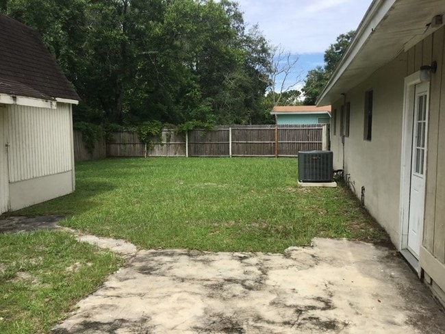 Building Photo - Arlington area 3/2
