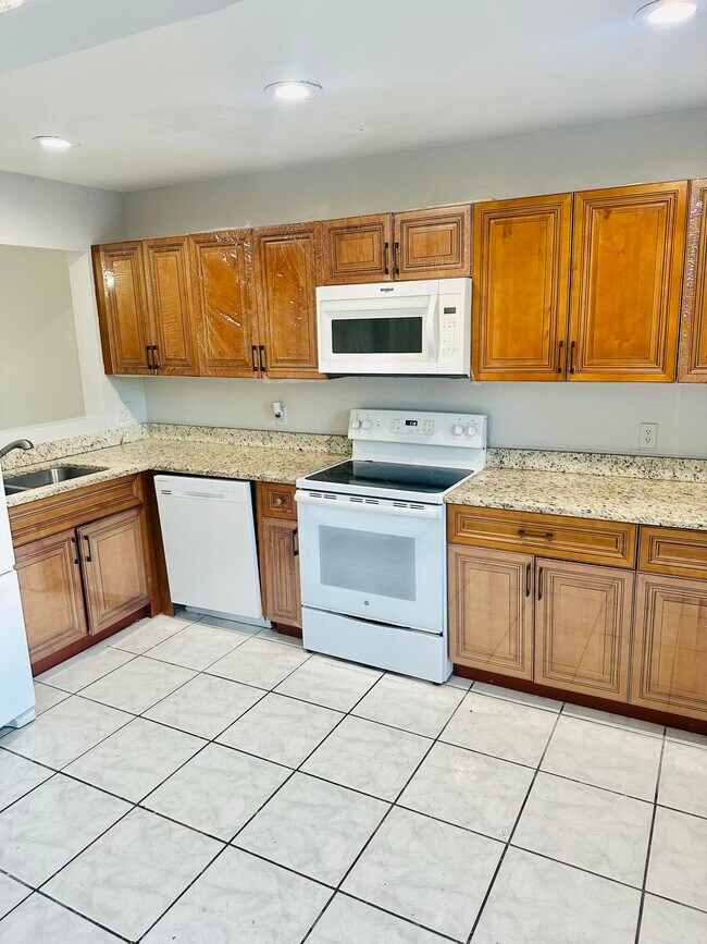 Foto del edificio - 5145 Breckenridge Pl