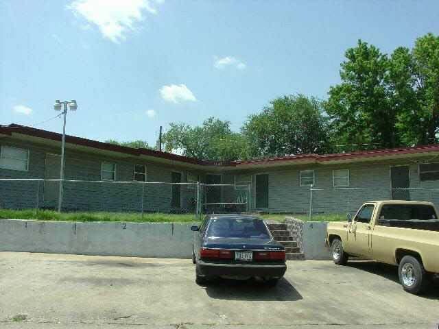 Building Photo - 1103 NW Carroll Dr