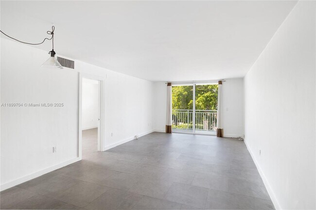 Foto del edificio - 1045 10th St