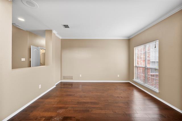 Foto del edificio - 5088 San Jacinto Dr