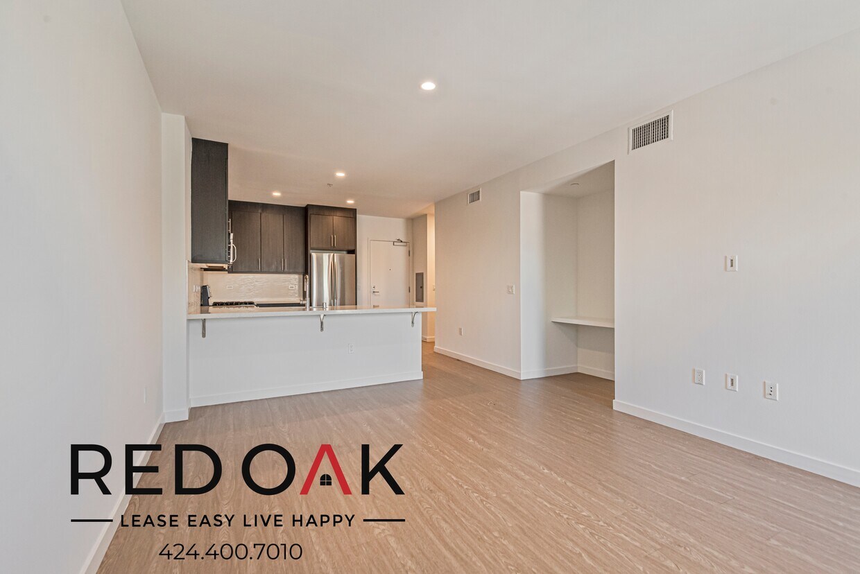 Foto principal - 11405 Chandler Blvd