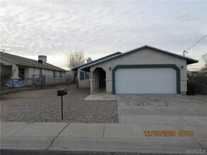 Building Photo - 2824 Simms Ave