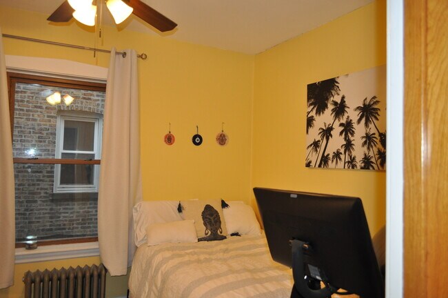 Foto del edificio - 5105 W Cornelia Ave