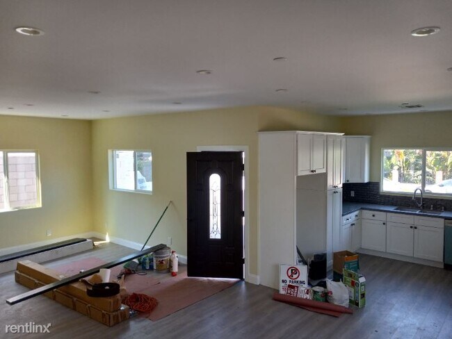 Building Photo - 3 br, 2 bath House - 10360 Jardine Ave