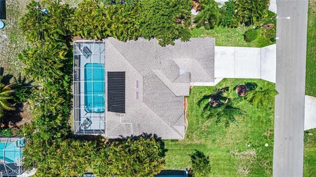 Foto del edificio - 620 SE 21st Terrace