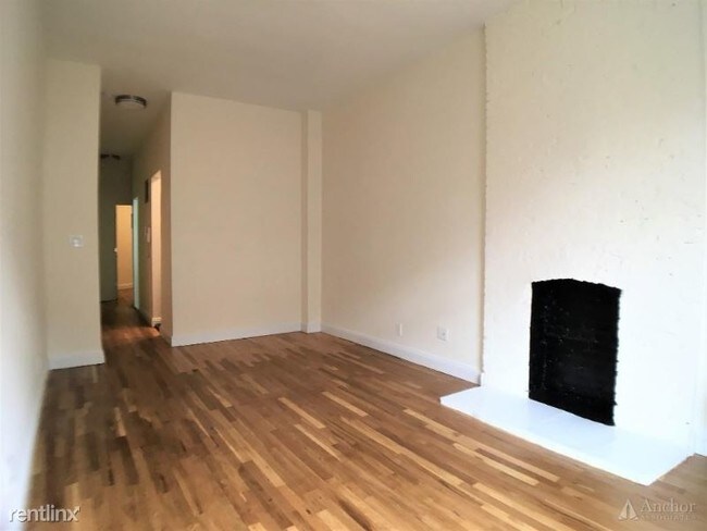 Foto del edificio - 4 E 83rd St