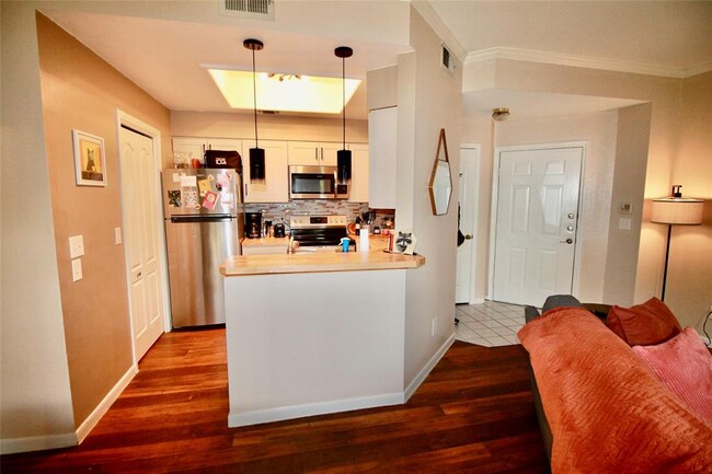 Foto del edificio - 6000-14 Shepherd Mountain Cove