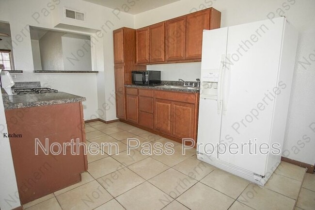 Building Photo - 8300 Mt Everest Dr