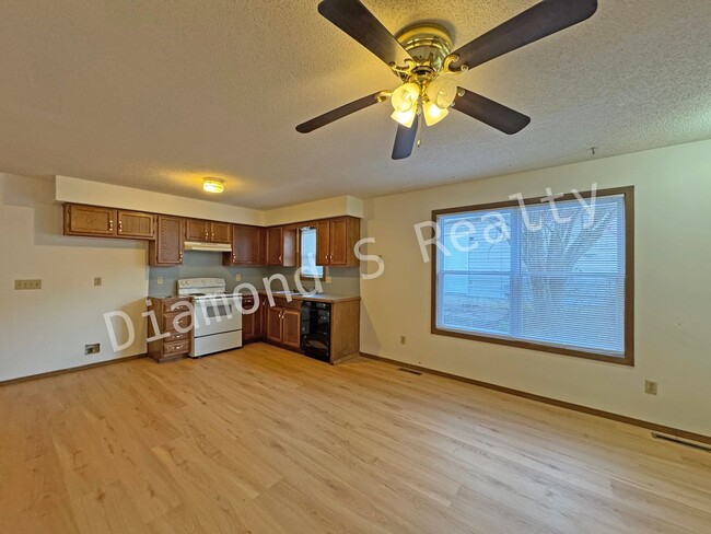Foto del edificio - 1507 W Rainey St