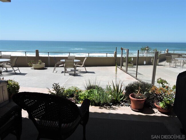 Building Photo - 865 BEACHFRONT