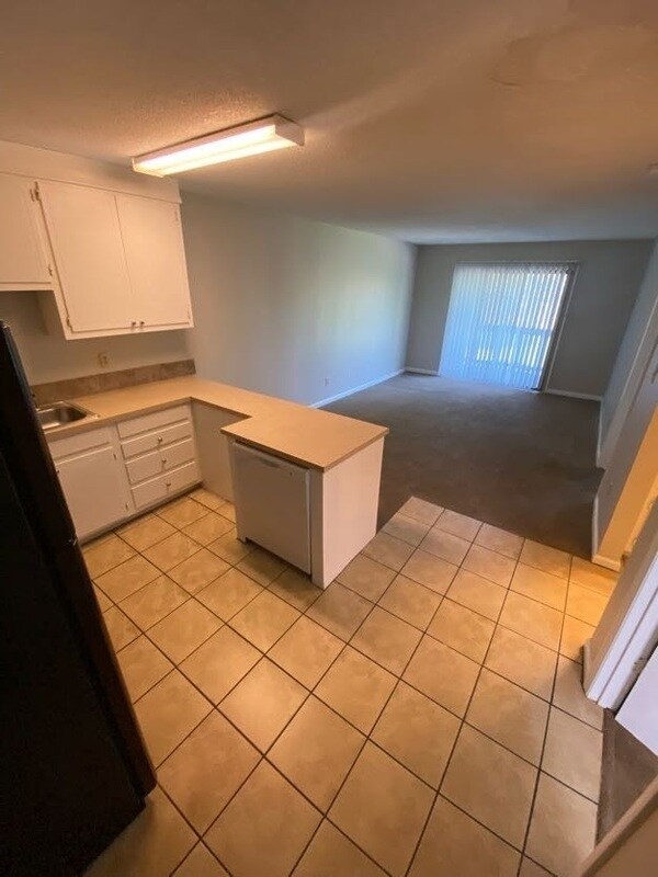 1326 N Frye Ave, Newton, NC 28658 Condo for Rent in Newton, NC