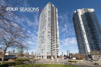 Building Photo - 13618-1100 100 Ave