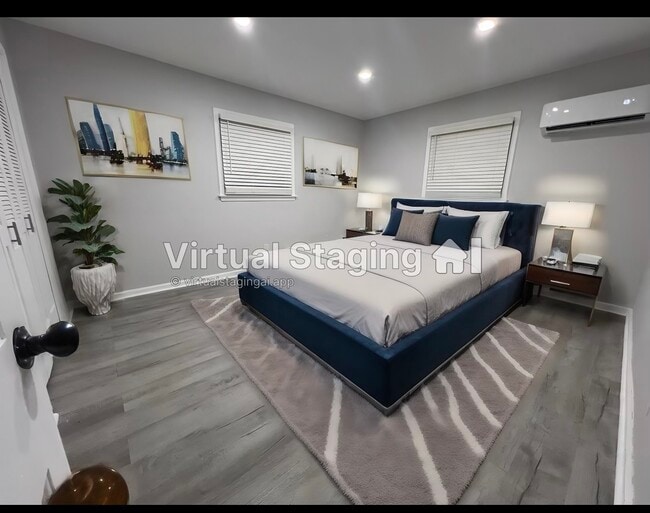 Foto del edificio - 2228 E Main St