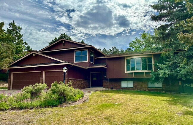 Building Photo - 6955 Mikado Ln