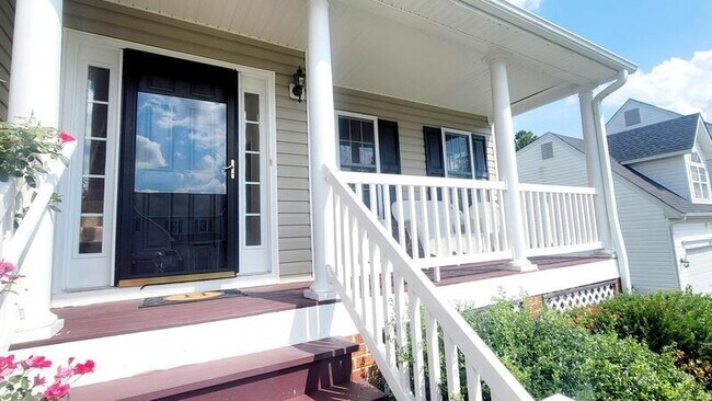 Building Photo - 5625 Burnage Ct