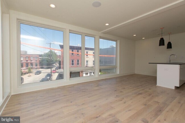 Building Photo - 2431-35 Frankford Ave