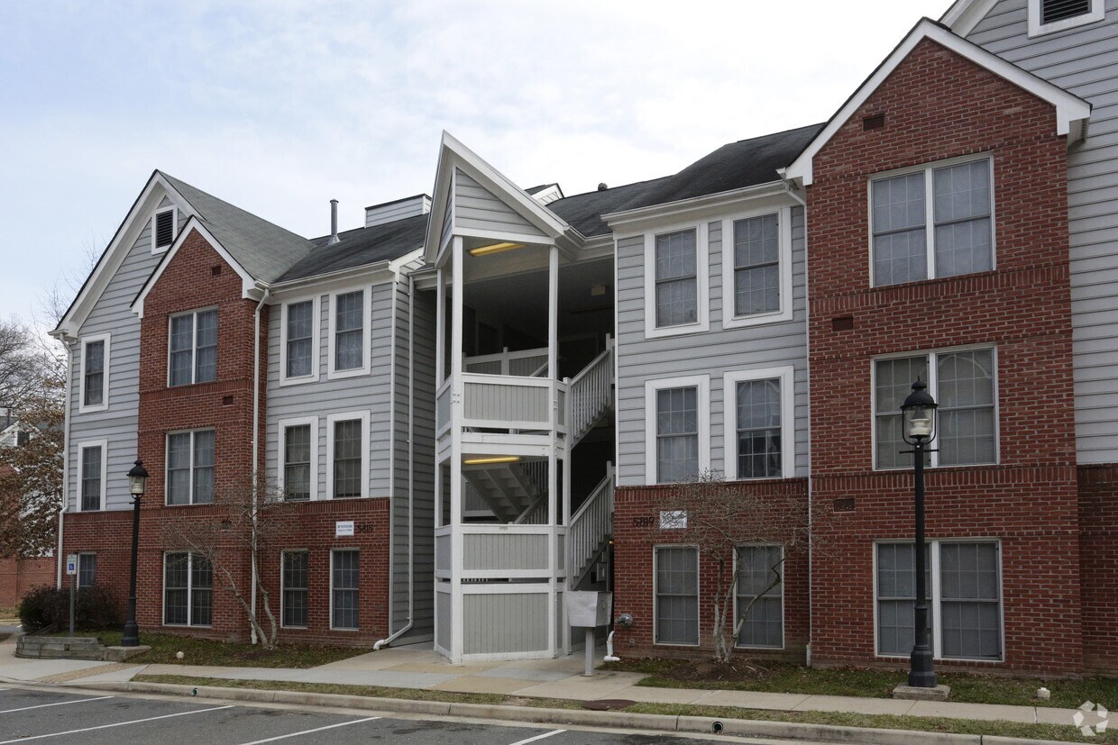 Foto del edificio - 8701 Old Mill Rd