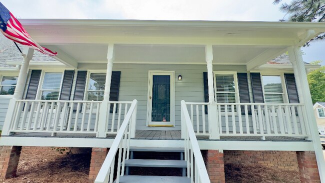 Foto del edificio - 22 Edgewood Dr