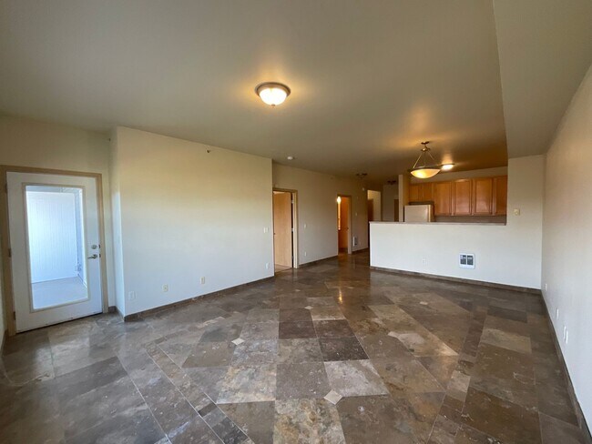 Building Photo - 1 Bed, 1 Bath Condo in the Darby Estates