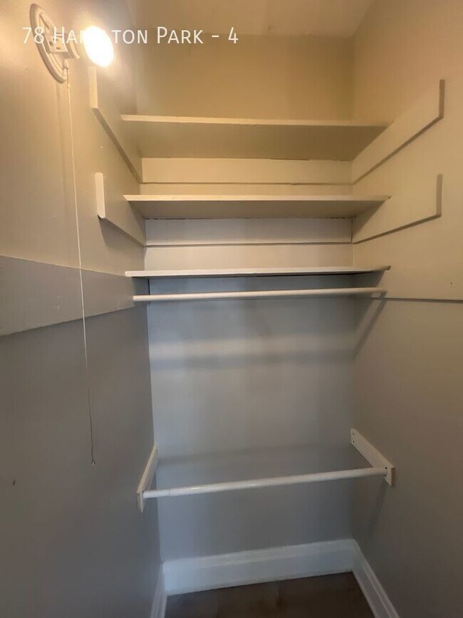 Building Photo - 78 Hamilton Park