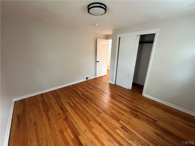 Foto del edificio - 202 Stafford Ave