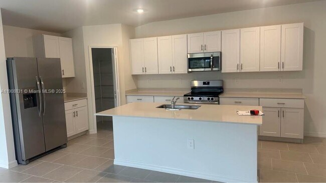 Foto del edificio - 17204 Cantu Ct