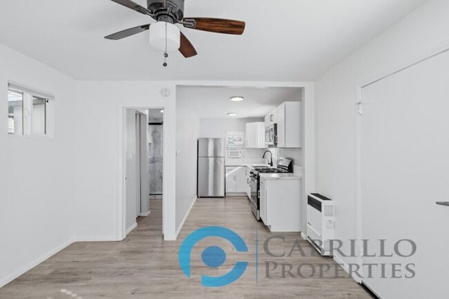 Foto del edificio - 4853 Mansfield St