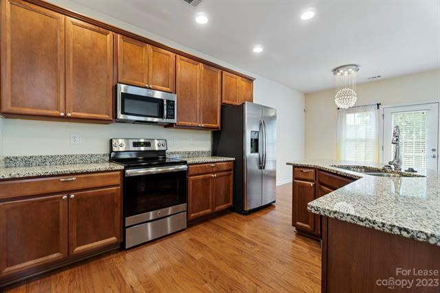 Building Photo - 7316 Adare Mews Rd