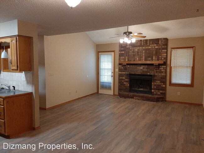 Building Photo - 3 br, 2 bath House - 3749 W. Sylvania