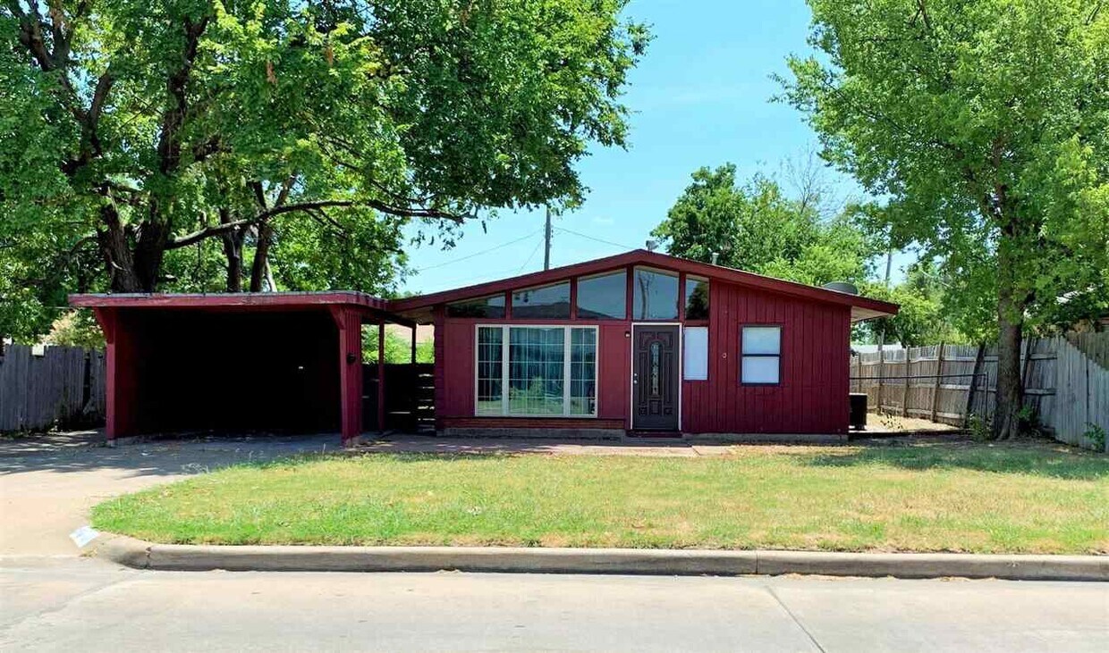 Foto principal - 2906 NW Euclid Ave