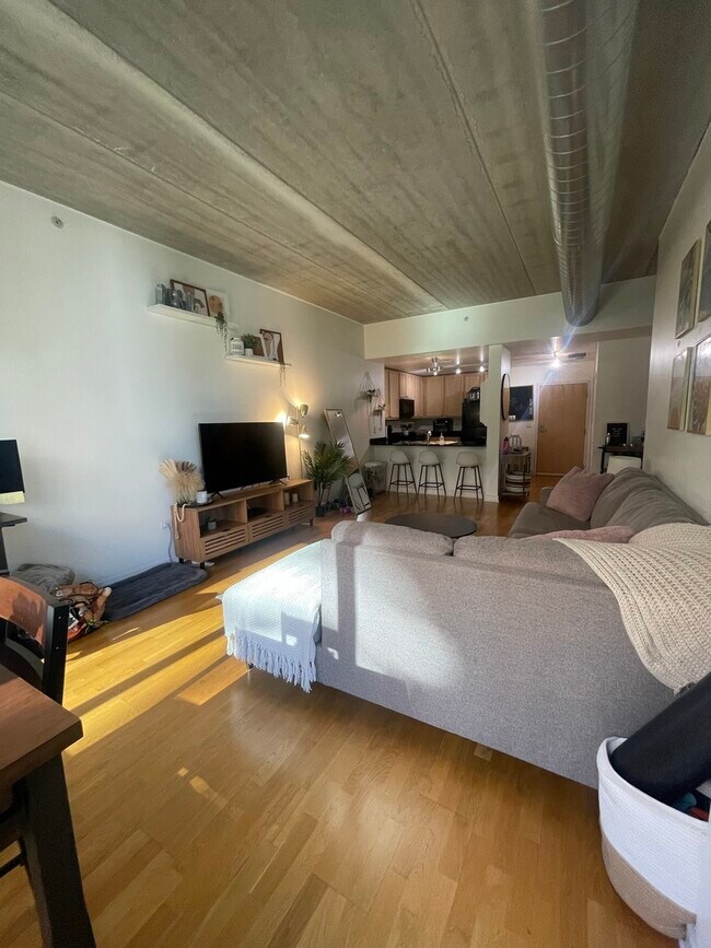 Foto del edificio - 845 N Kingsbury St