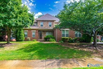 Building Photo - 305 Walden Glen Ct