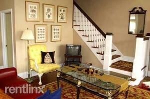 Foto del edificio - 8 Forbes Ter