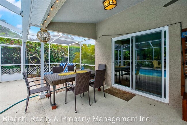 Building Photo - 3 br, 2.5 bath House - 620 Seaside Drive