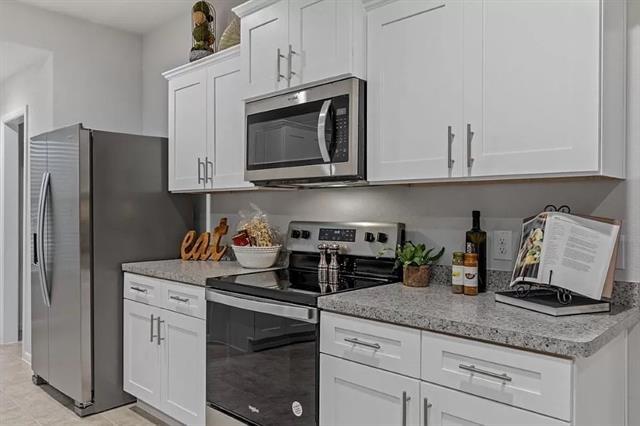 Foto del edificio - 404 Beekeeper Dr