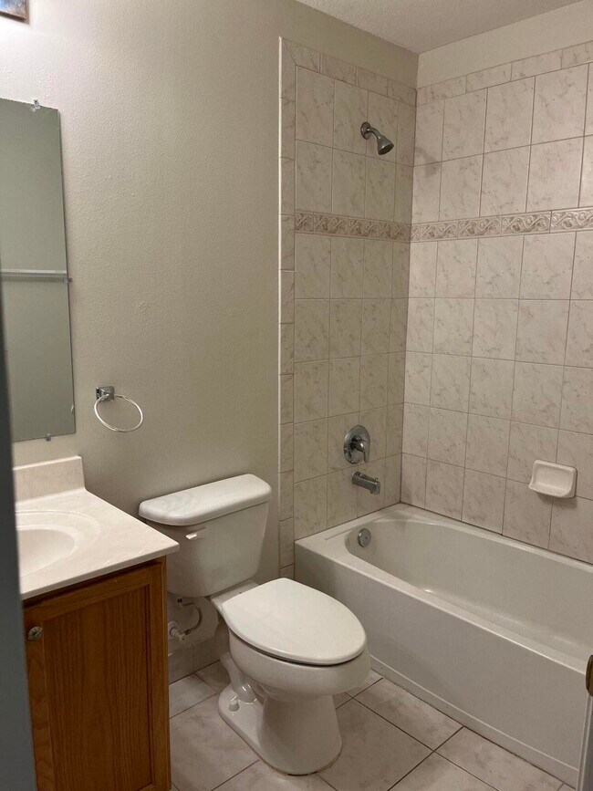 Foto del edificio - 2251 Rockport Rd