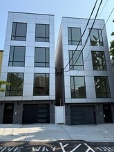 Building Photo - 136 35th St