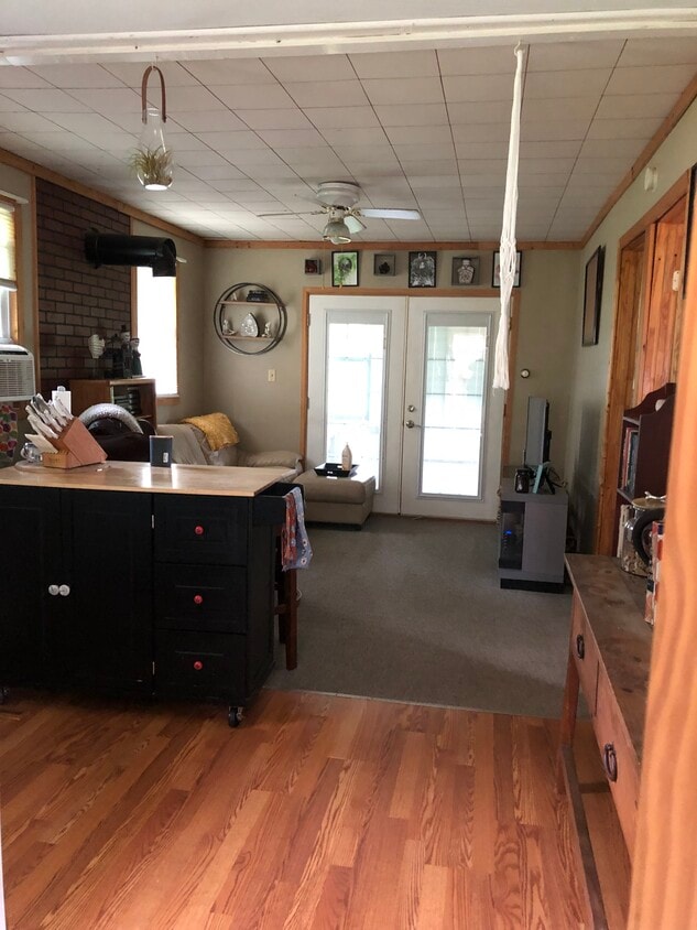 19 Crescent Ter, Cohoes, NY 12047 House Rental in Cohoes, NY