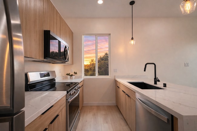 Building Photo - 4606 Shoshoni Ave