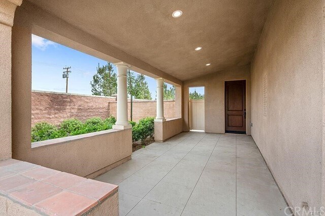 Foto del edificio - 15715 Moonflower Ave