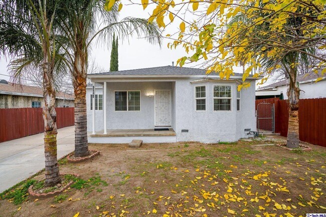 Building Photo - 13943 Aztec St