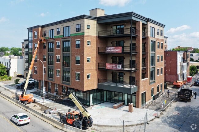 Building Photo - Kings Landing