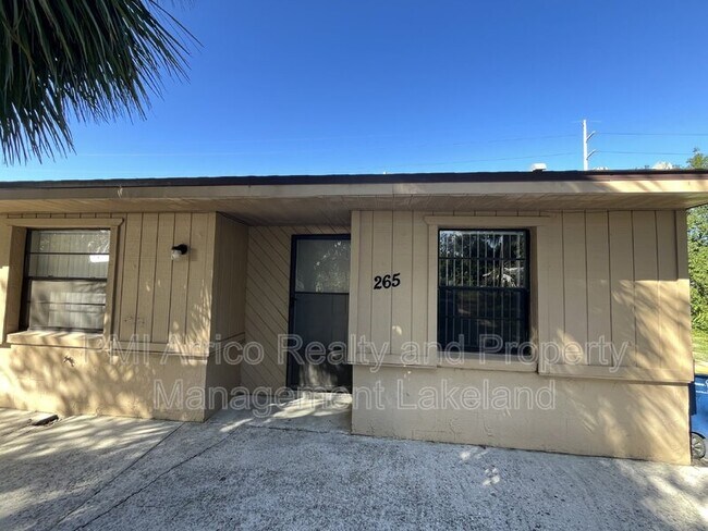 Building Photo - 265 Fleetwood Ave