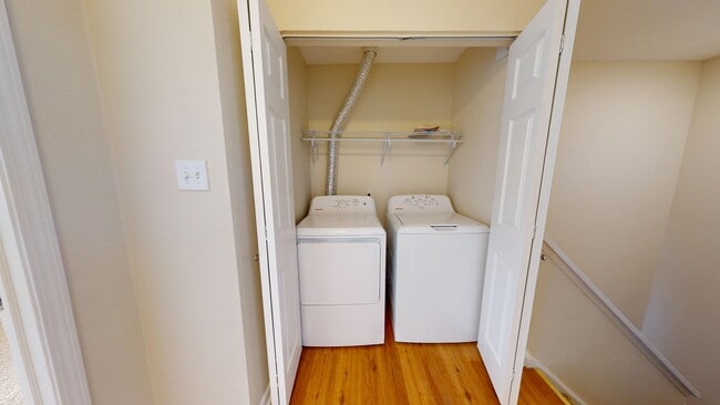 Building Photo - 1322 Luzzo Ct