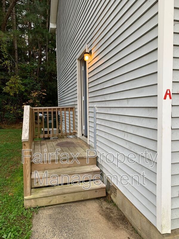 Primary Photo - 1419 Cherrycrest Drive