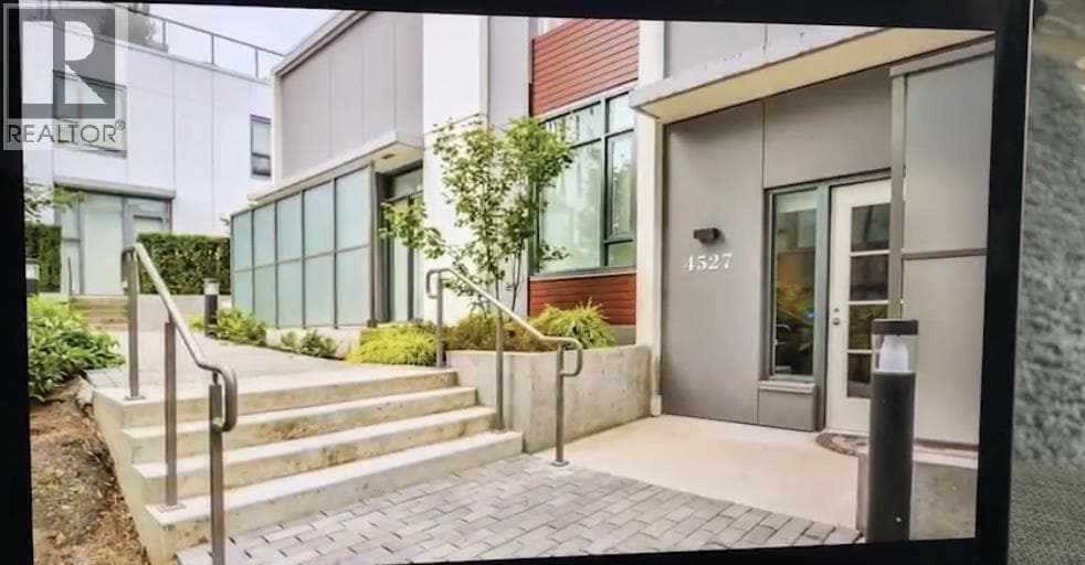 Photo principale - 4527 Cambie St.